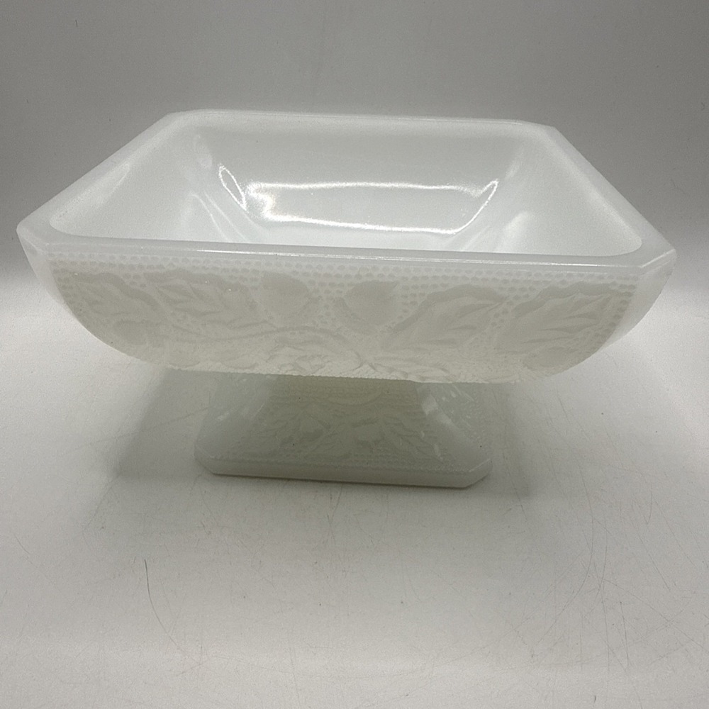 Vintage Jeanette Milk Glass Square Pedestal Candy Dish Acorn & Leaf Pattern - Picture 2 of 9